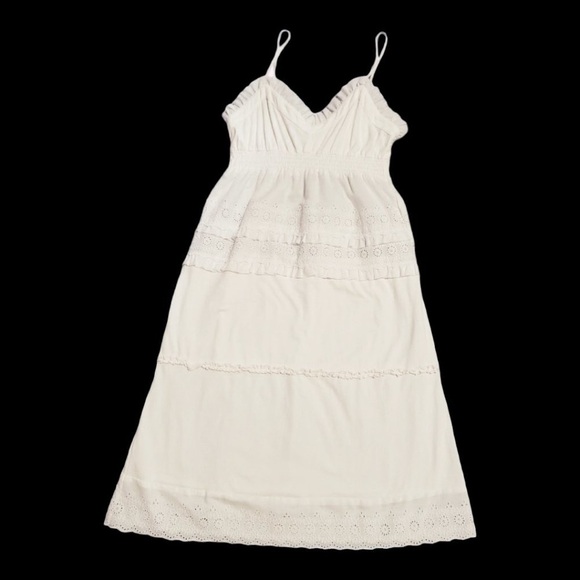 Like New! White Cotton Blend Eyelet Dress - Size Medium - Picture 2 of 9